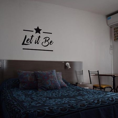 D'Charruas Hostel Concordia Extérieur photo
