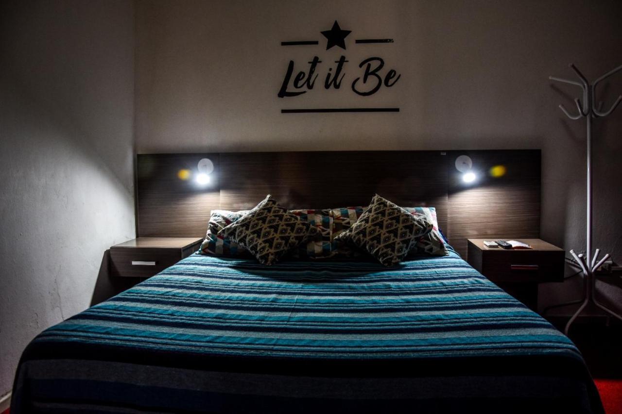 D'Charruas Hostel Concordia Extérieur photo